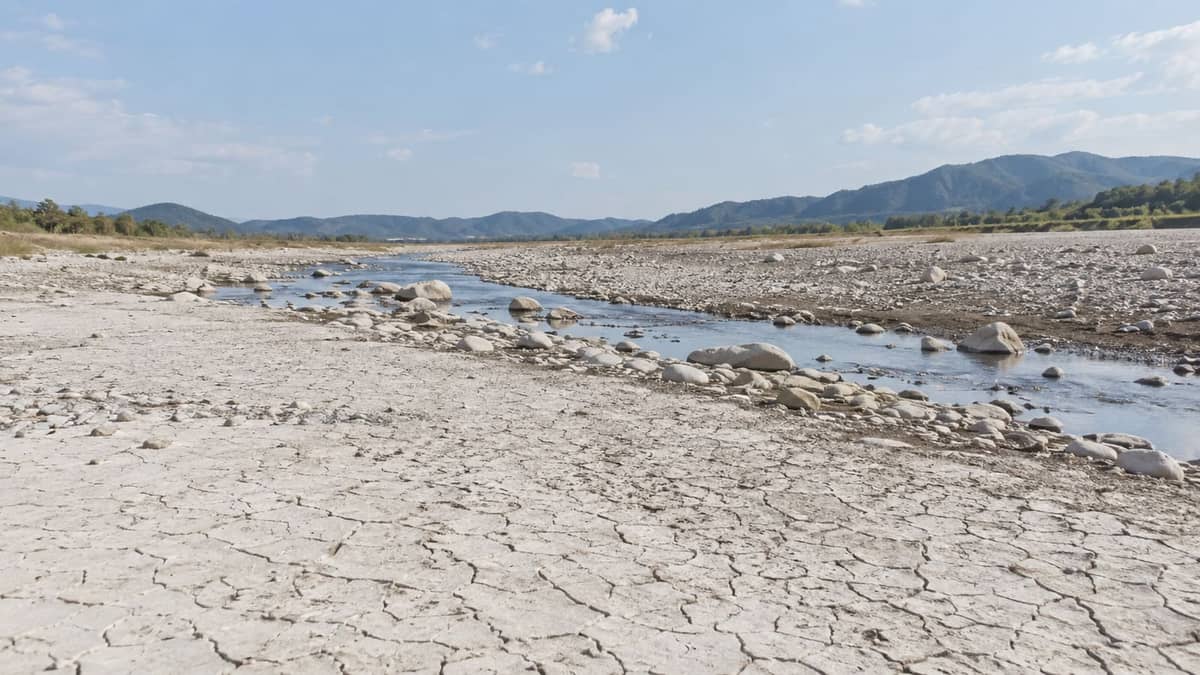 世界の河川、2025年は35年で最も乾いた年に 氷河は1年で408ギガトン減 WMOが水資源報告(イメージ画像)