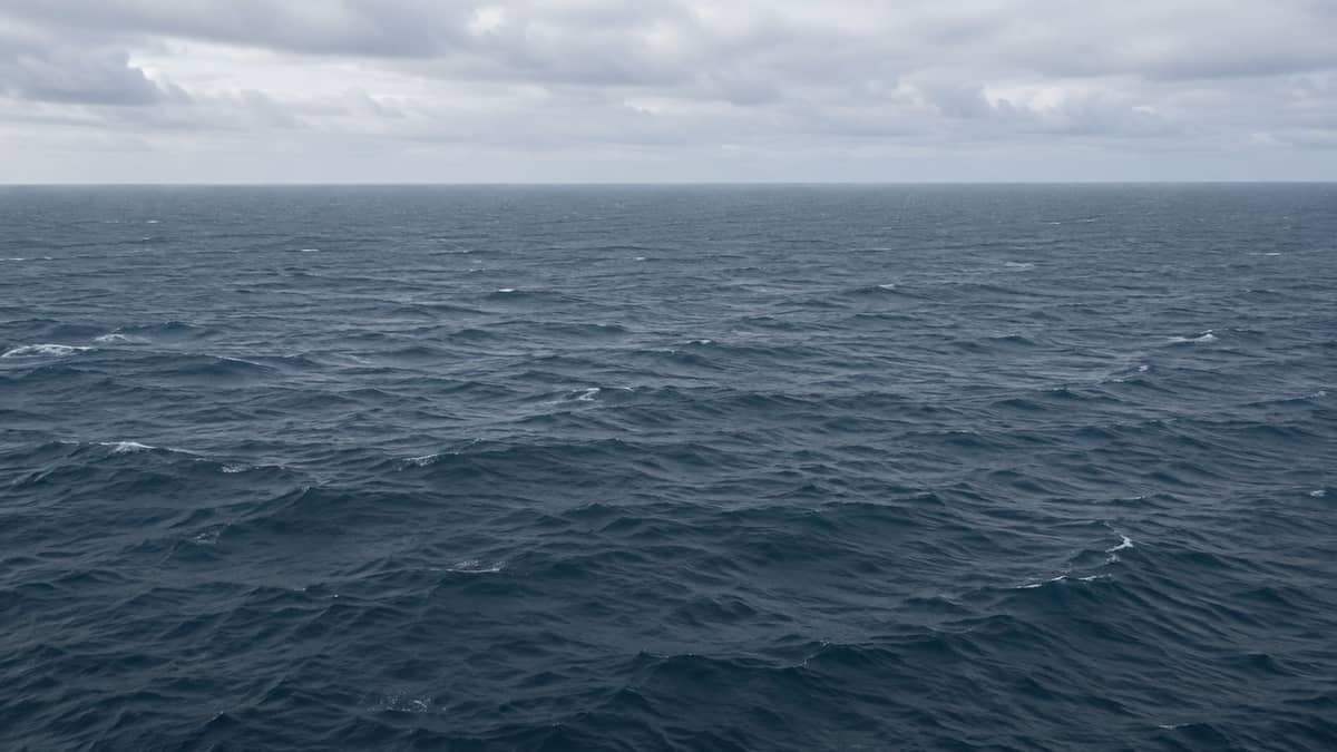 中国、原潜から太平洋へ弾道ミサイル発射実験 落下想定区域に日本のEEZ 政府「深刻な懸念」(イメージ画像)