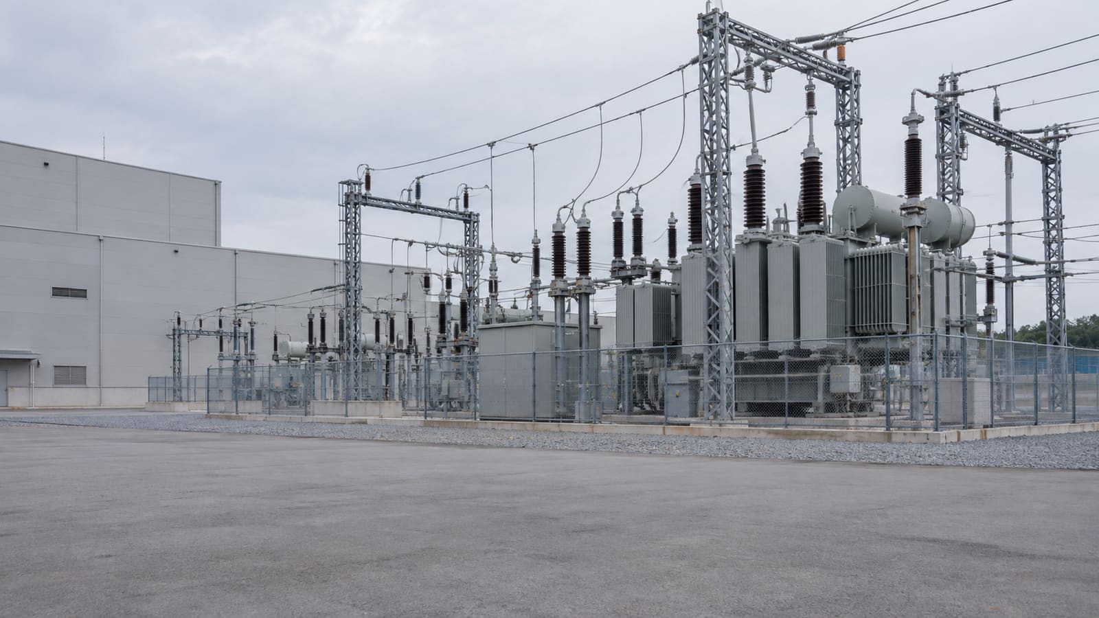 電力の「最後の受け皿」料金、11月改定 送配電10社が届出 東電は高圧の基本料金4.8%上げ(イメージ画像)